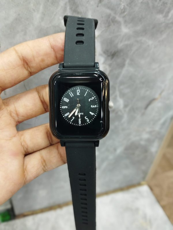 Curren Square Dial Ladies Watch with Rubber Strap – Stylish Quartz Watch for Women – Multiple Colors (No Box)